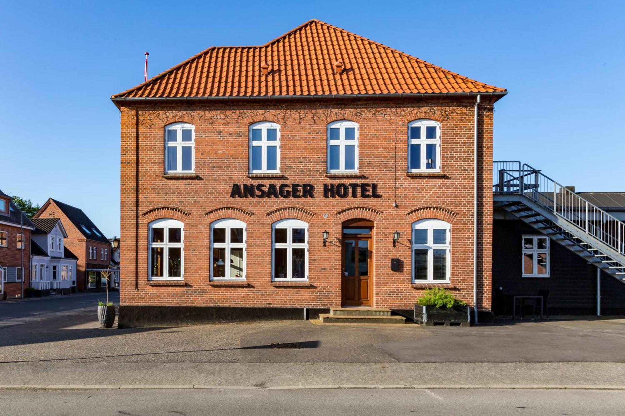 Ansager Hotel Og Hytteby Esterno foto